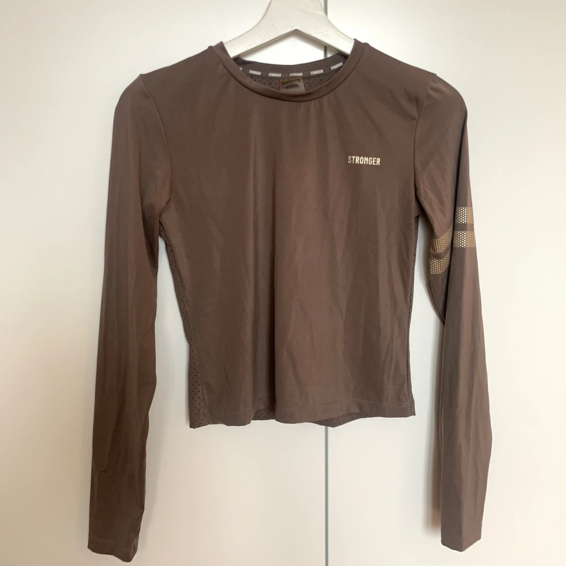 Träningstopp, Stronger