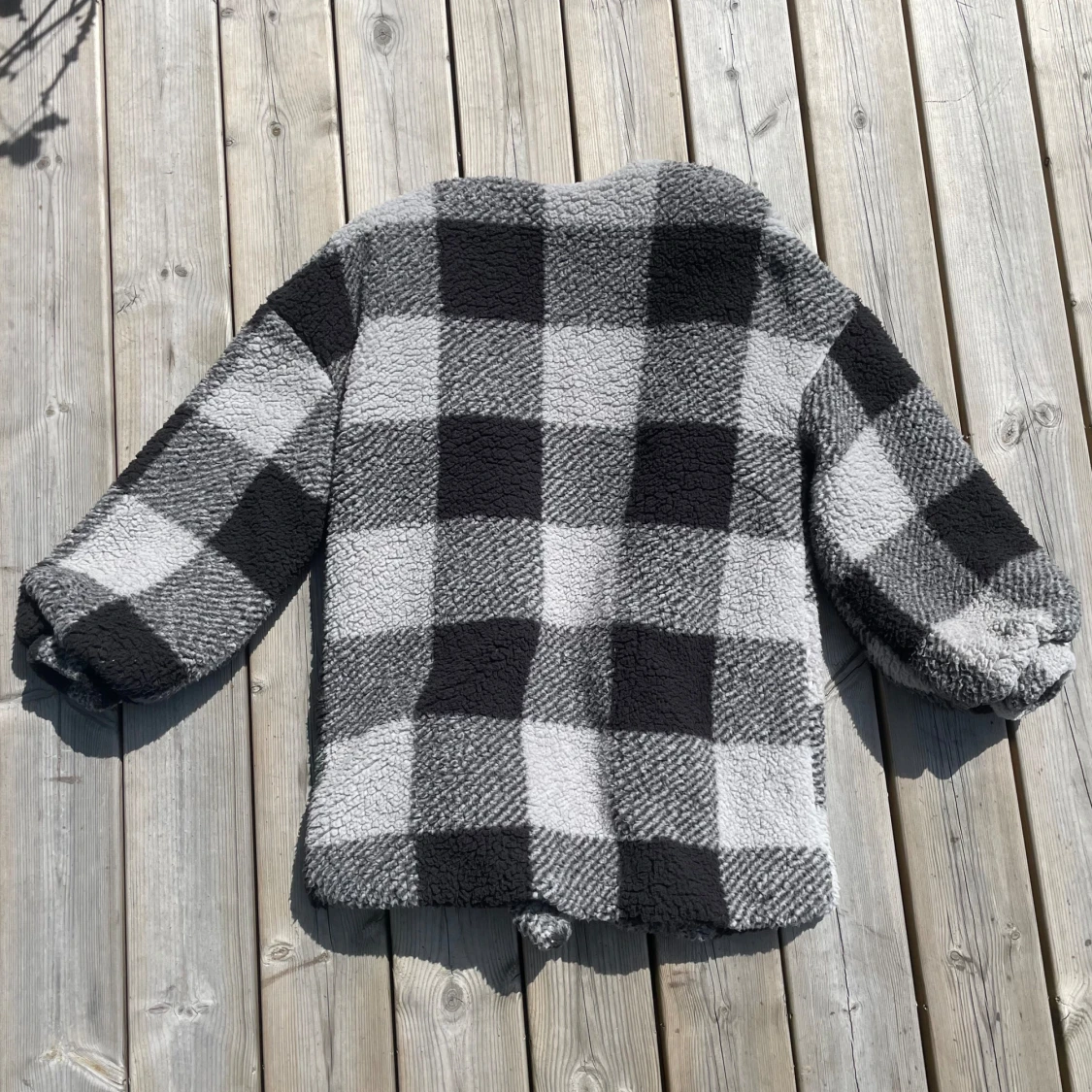 Svart vit rutig höstjacka - 90