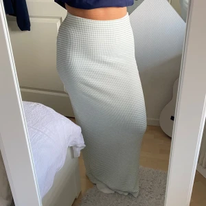 Långkjol - Super fin och somrig kjol. 