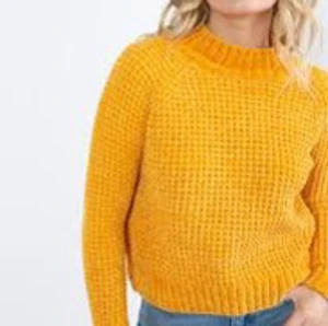 Gul stickad tröja/orange - Jättefin gul/orange stickad tröja i storlek XS