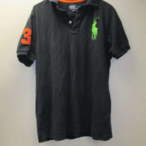 Vintage Chief Keef Style Polo - Chief Keef Style Vintage Polo Shirt Väldigt bra skick 300kr Storlek: L