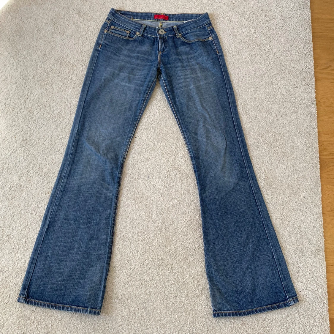Lågmidjade jeans