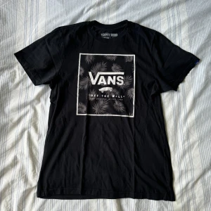 Vans t-shirt - Superfin svart Vans t-shirt!