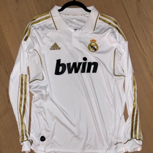Ronaldo 7#, Real Madrid hemma 2012. - Jättebra skick inte använd.