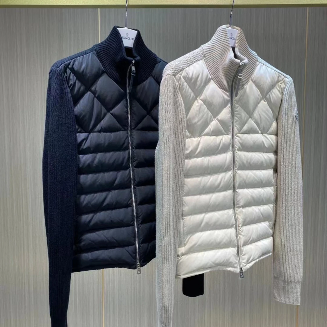 Moncler cardigan med dragkedja framtill - 90