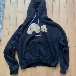 Palm Angels Teddy Bear Hoodie - Köpt från Grailed 2022,  Använd varsamt, Kontakta mig för eventuella frågor