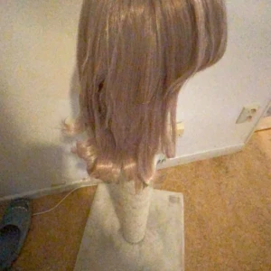 chiaki danganronpa cosplay - använd cirka 3 gånger, peruk ingår :3