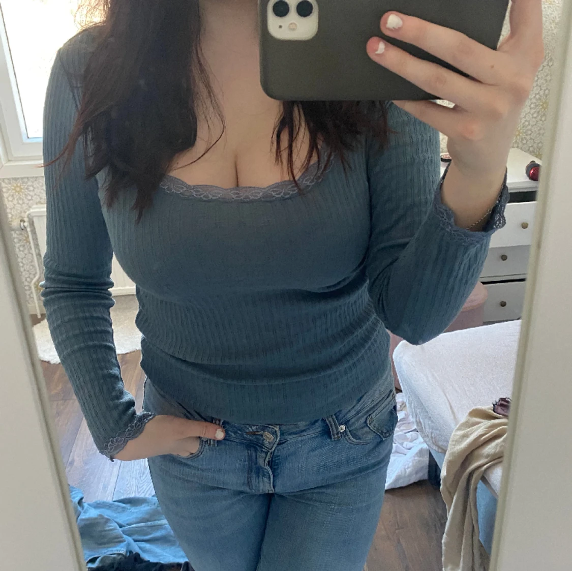 Blå spetströja  - 90