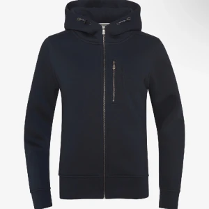 SAIL RACING KOFTA - Säljer min sail racing kofta pga att jag inte använder den längre. Pris kan diskuteras, lägre pris vid snabb affär  Storlek s/xs