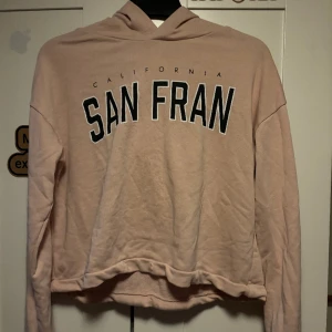 Tjock tröja  - Bra skick 