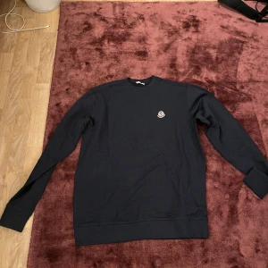 Moncler sweatshirt - Helt ny, storlek L