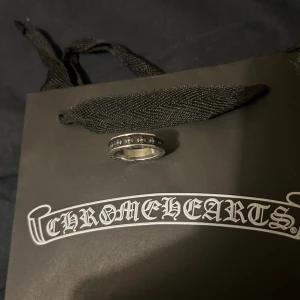 Chrome Hearts Ring 9 - Storlek 9 US, helt ny, stainless steel. Skriv vid frågor!