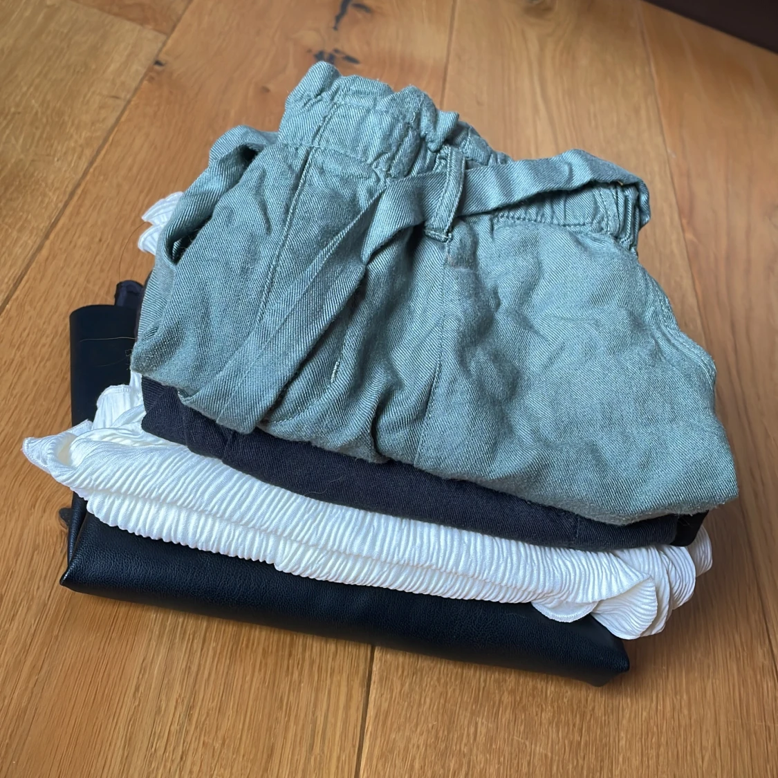  Shorts och kjolar 8-11Y - 93