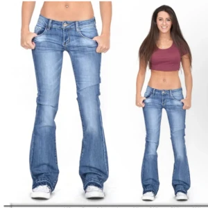 Jeans  - Intressekoll på dessa jeans, super snygga helt nya 