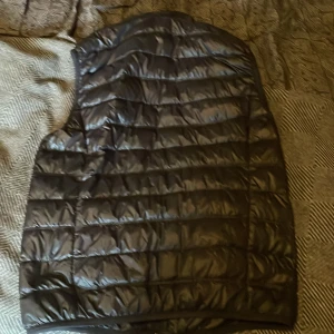 Armani väst - Armani ea7 väst  svart  st S  