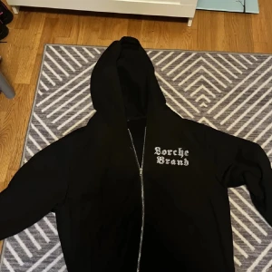 Glitter zip hoodie   - Väldigt fin zip, helt ny storlek L