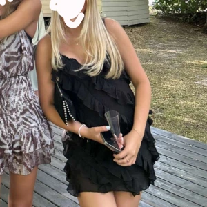 Supersnygg klänning! - Säljer min fina klänning från Nakd, endast använd vid ett tillfälle💕 Nypris: 800kr Mitt pris: 600kr