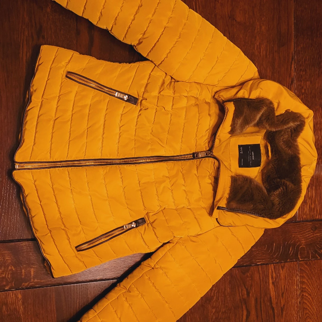 Zara - supersnygg jacka st. 36