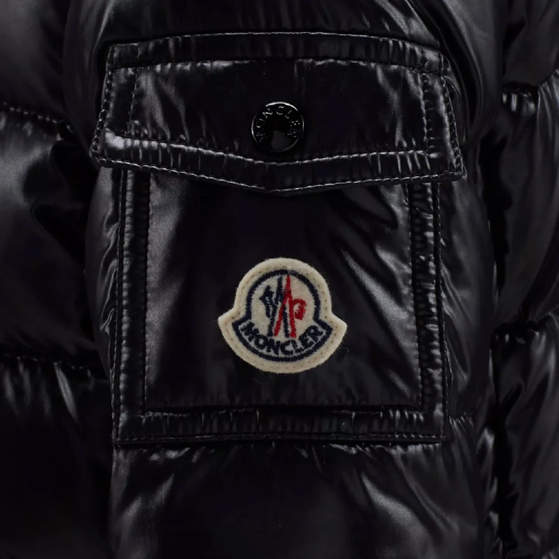 Moncler jacka  - 90