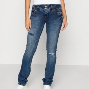 Ltb jeans 🔥 - Skit snygga Ltb jeans. Dessutom väldigt långa 💗💗 Kan också skicka bilder privat på hur just dom ser ut! Kostar orginalt 779 kr och säljer för 400kr 🥰 (Pris kan diskuteras) 