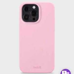Säljer ett helt nytt rosa silikon skal från Holdit till iphone 13 pro. Nypris 200 mitt pris 150 💞💞