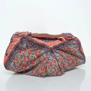 Strandväska - Supersnygg rymlig strandväska från free people dyrt inköpt. Passar perfekt inför sommaren på stranden😍😍😍😍