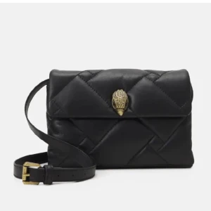 Kurt Geiger väska  - Intressekoll på min Kurt Geiger väska i bra skick förutom lite slitage i hörnen på undersidan