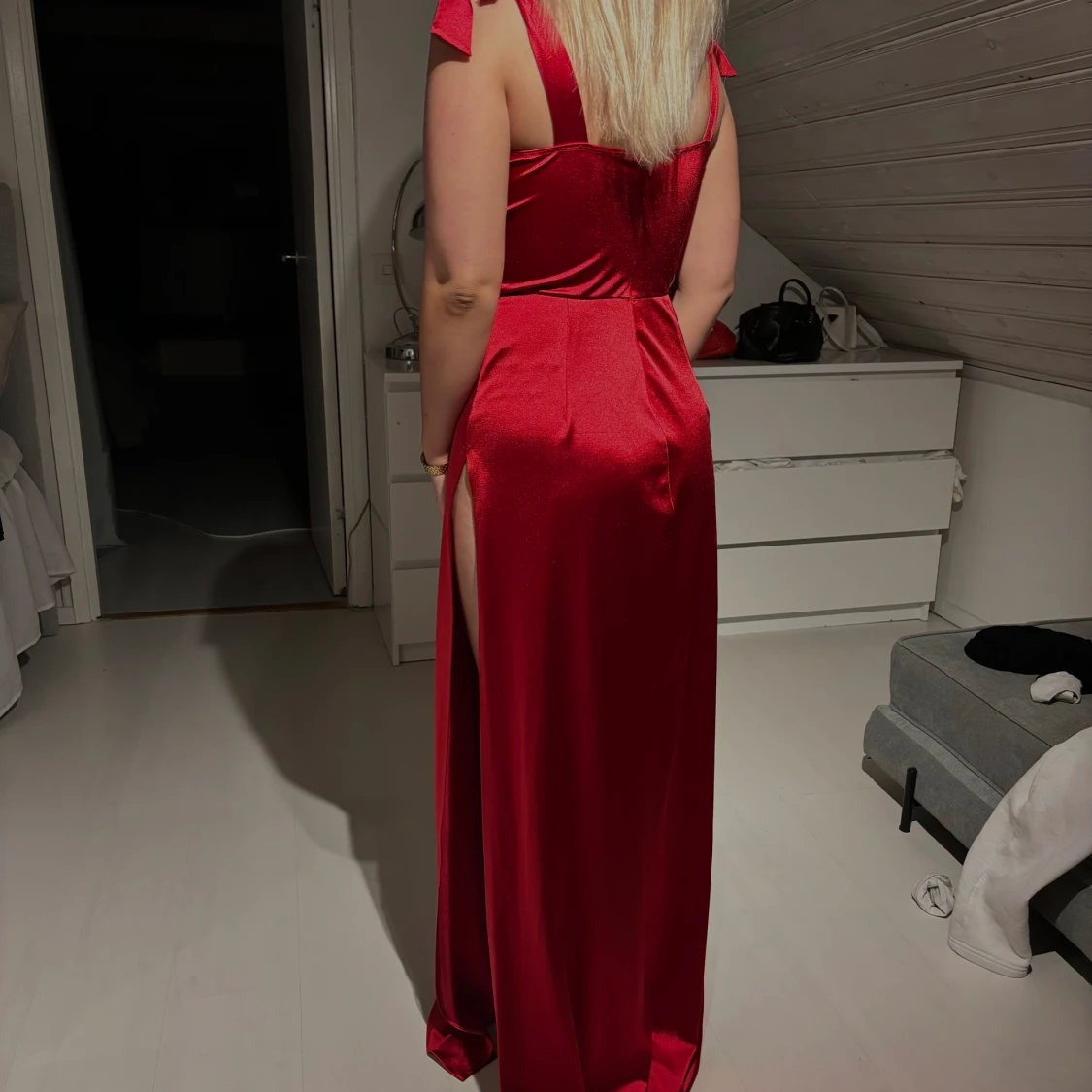 RÖD BALKLÄNNING - 93