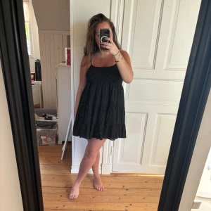 Zara klänning  - INTRESSEKOLL! På denna fina klänning från zara som är väldigt populär!❤️‍🔥