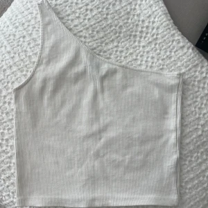 Ginatricot linne - Superfin, sällan använd