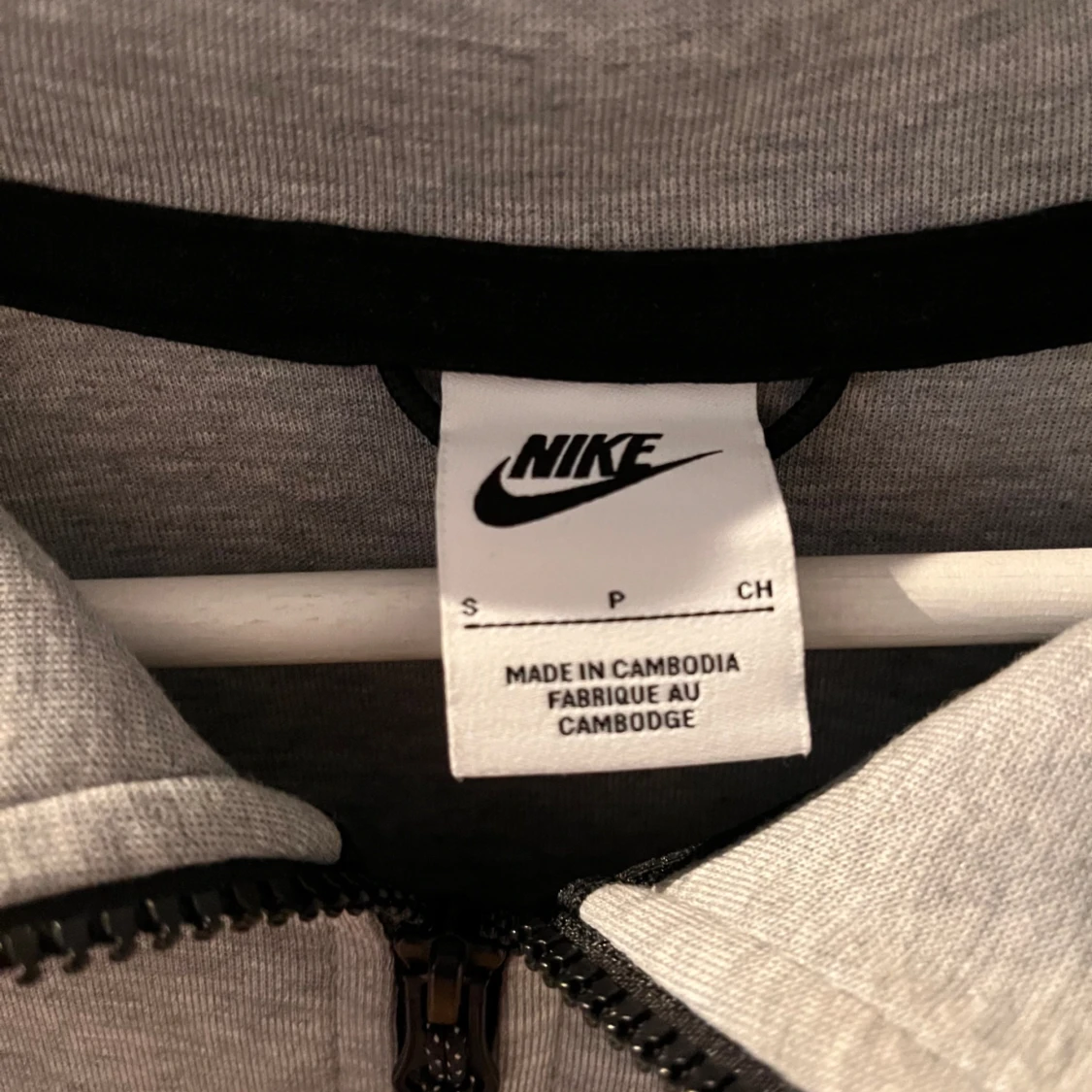 Nike tech tröja! - 90