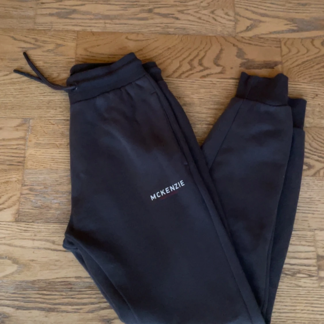 Gråa mckenzie mjukis byxor  - 90