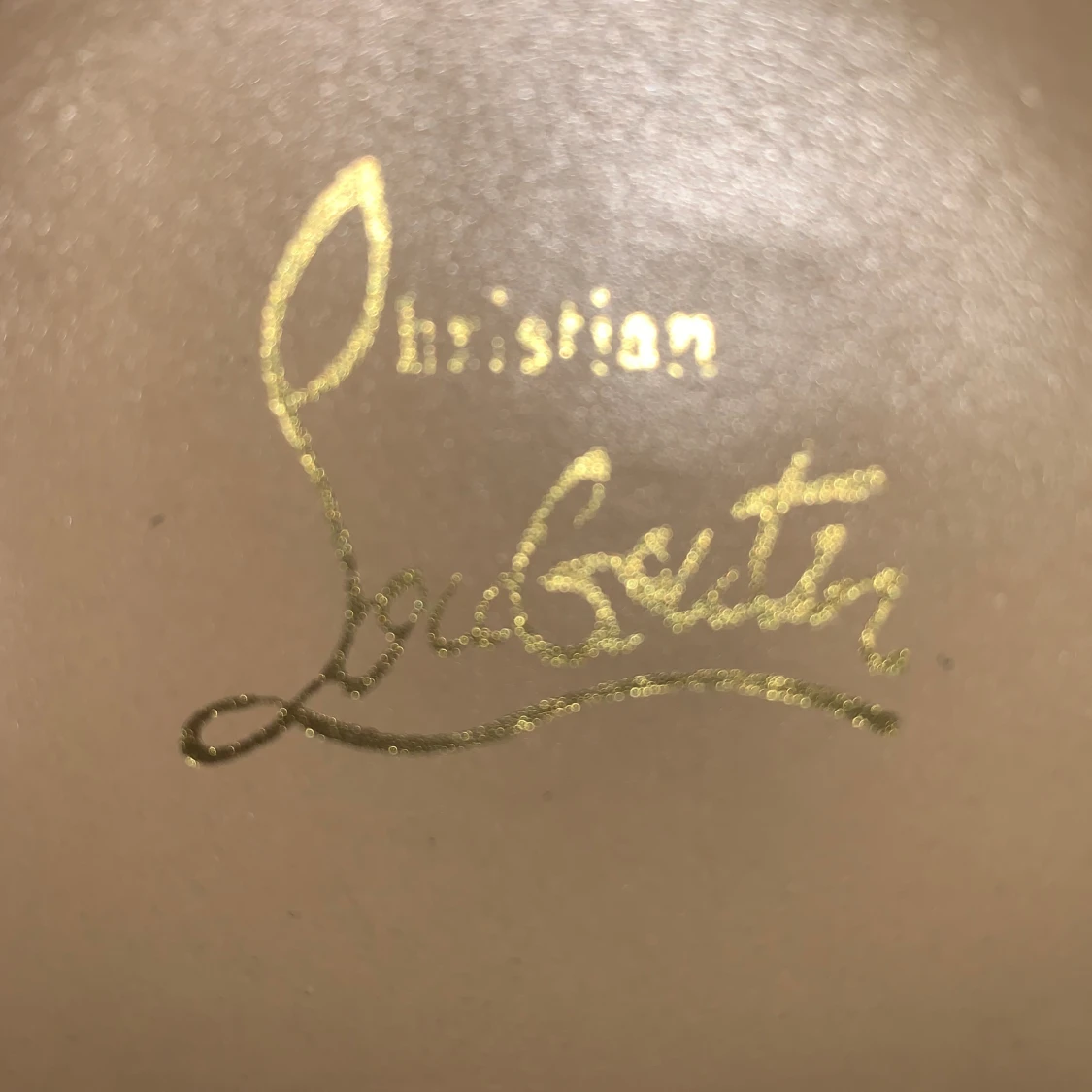 CHRISTIAN LOUBOUTIN  - 93