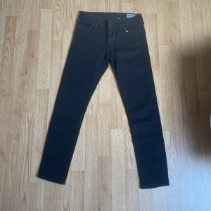 Svarta Crocker jeans - W27/W32