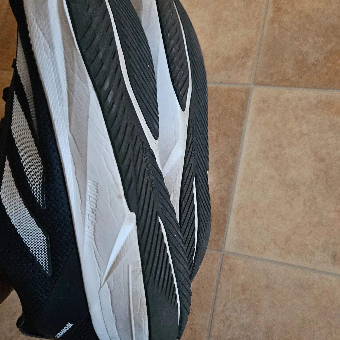 Som ny från adidas  - 90