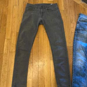 Dondup George jeans size 34 sitter som 32 imo skön grå färg