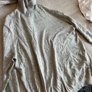 Polotröja - Aldrig använd, prislapp sitter kvar 