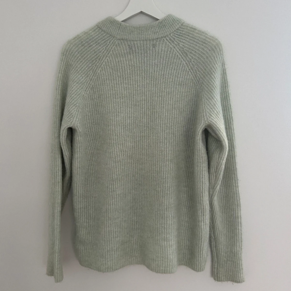 Mintgrön stickad - 90