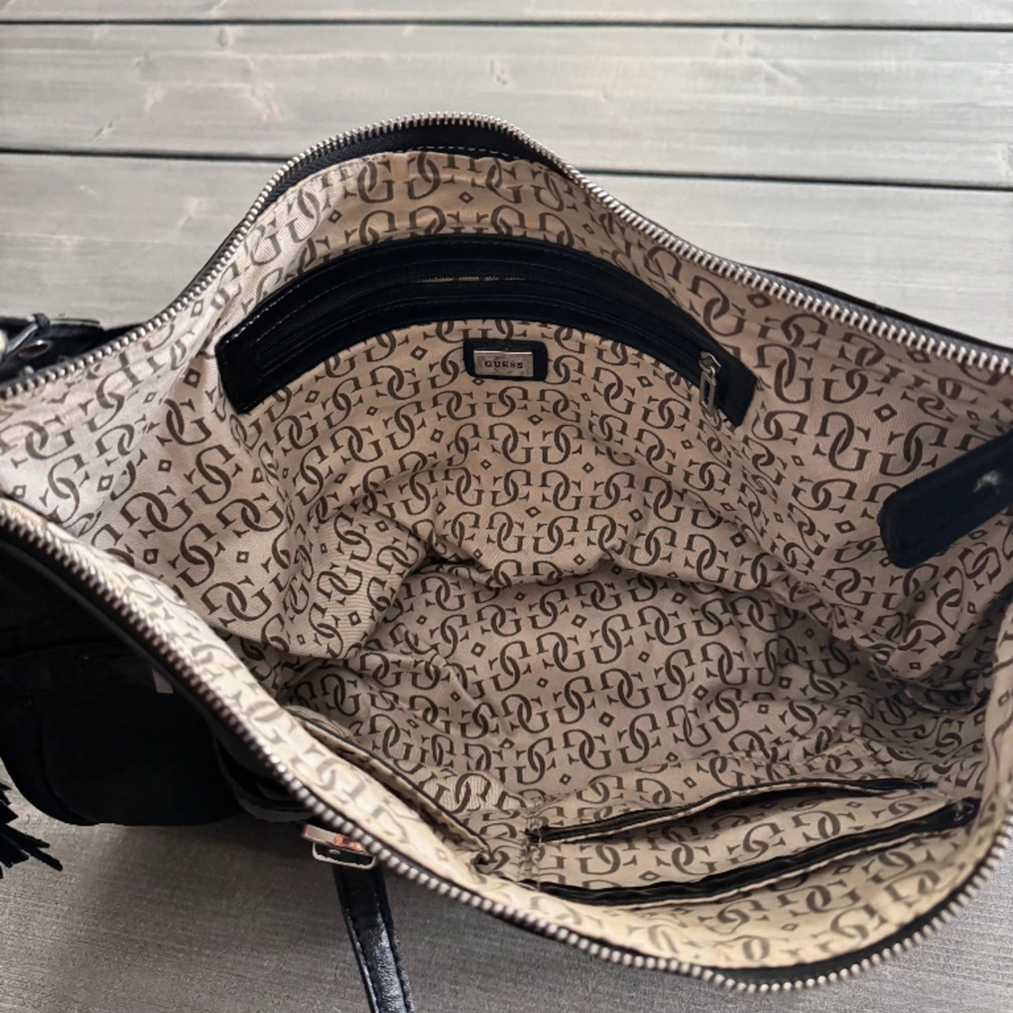 Guess Handväska  - 91