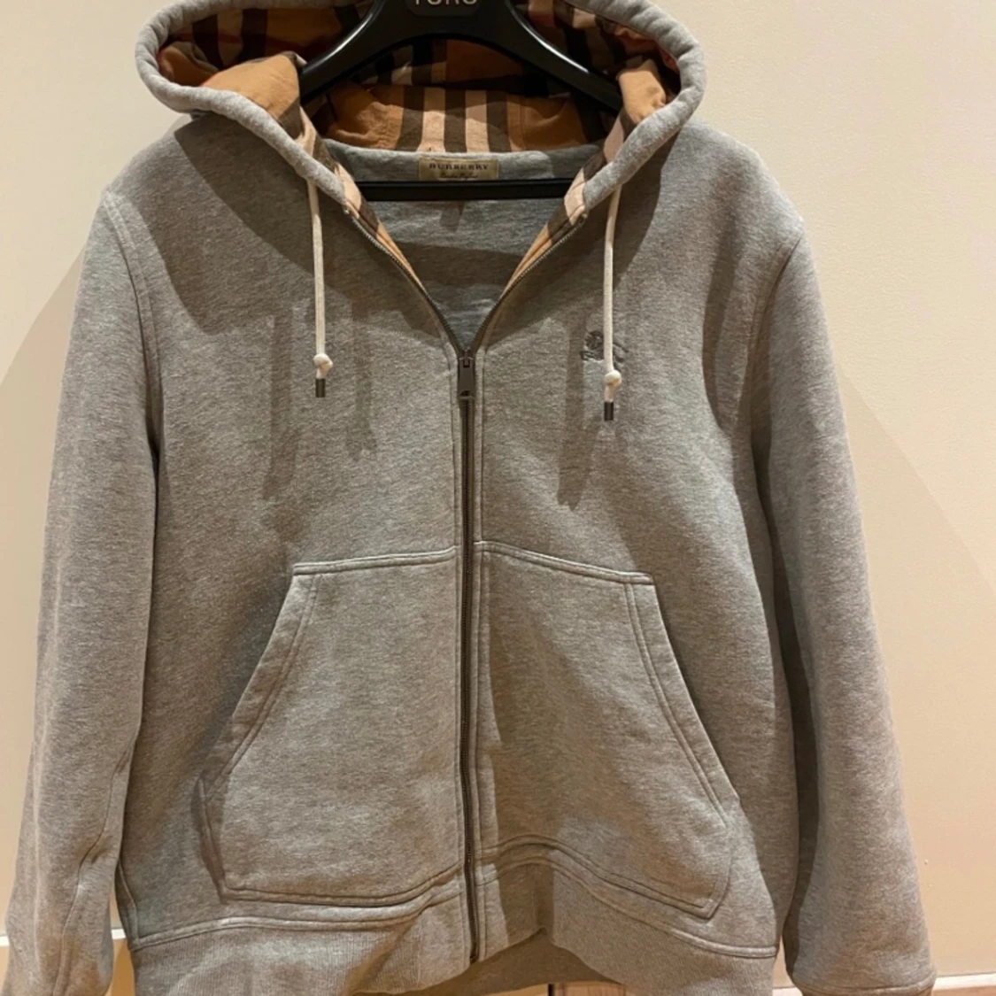 Burbery- zip hoodie