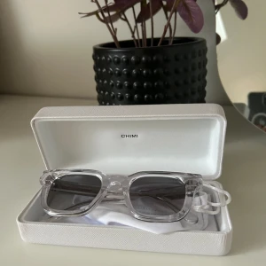 Chimi solglasögon - Helt nya, aldrig använda! Köptes för 1250kr