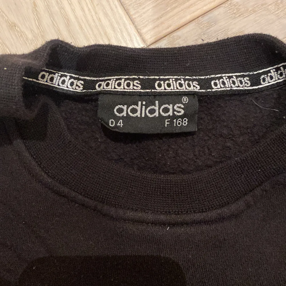 Vintage Adidas sweatshirt Bra skick. Hoodies.
