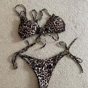 Leopard Bikini set. Xs/s