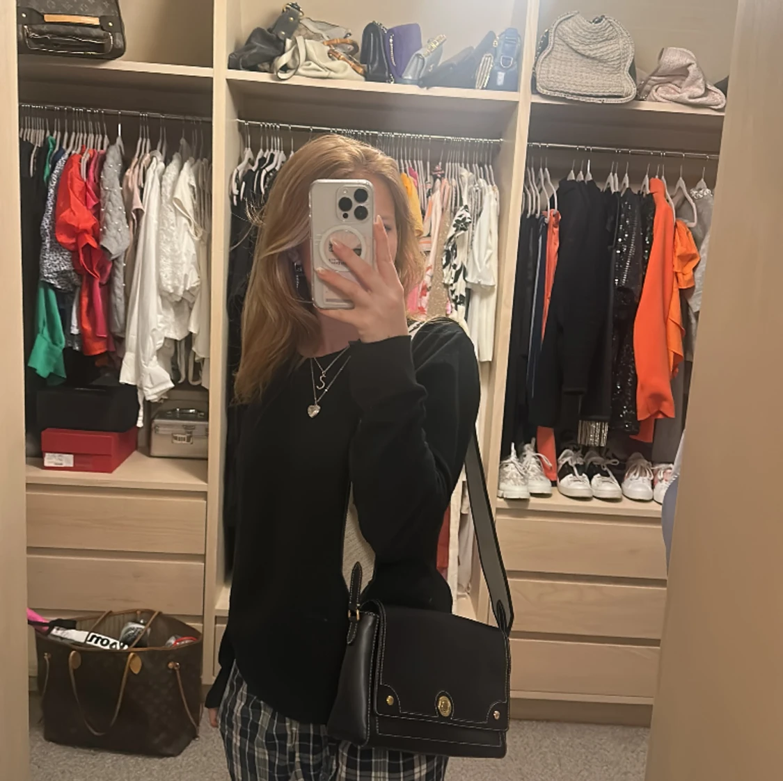 Burberry väska - 90