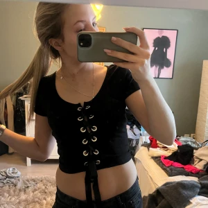 Såååå fin topp med snörning!💞 - Såååå fin topp med snörning!💞