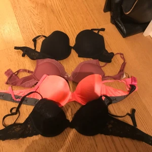 Bhar, allt eller inget. - Alla säljs tillsamans, alla är 75c, märkerna är: shein, La seuza, Emilia och Hm!