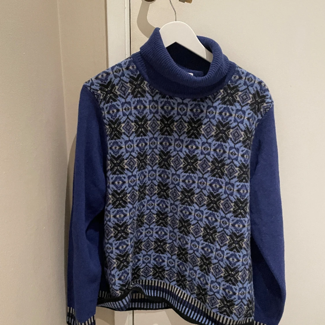 Stickad tröja  - 90