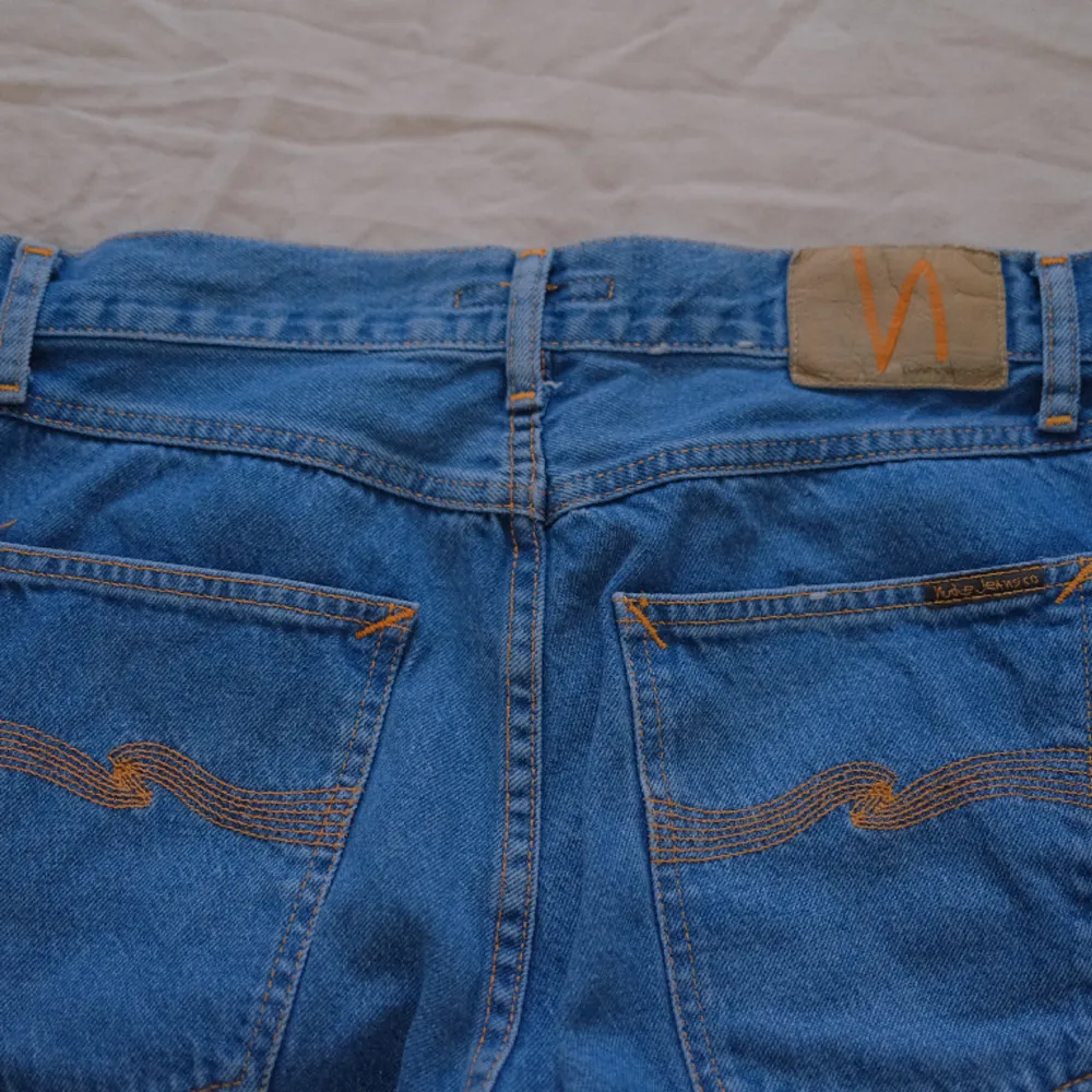 New but washed once, no tags. Can send specific measurements if needed :). Jeans & Byxor.
