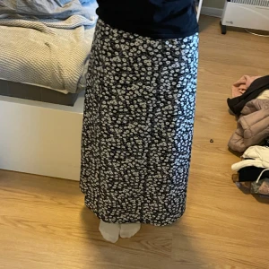 Blommig maxikjol - Fint skick!