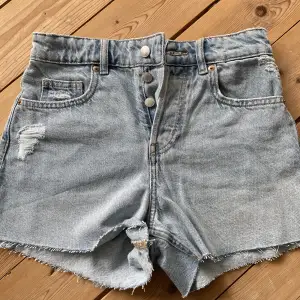 Jeans shorts oanvända